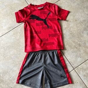 PUMA Toddlers Matching Set Shorts and Tee Size 24m